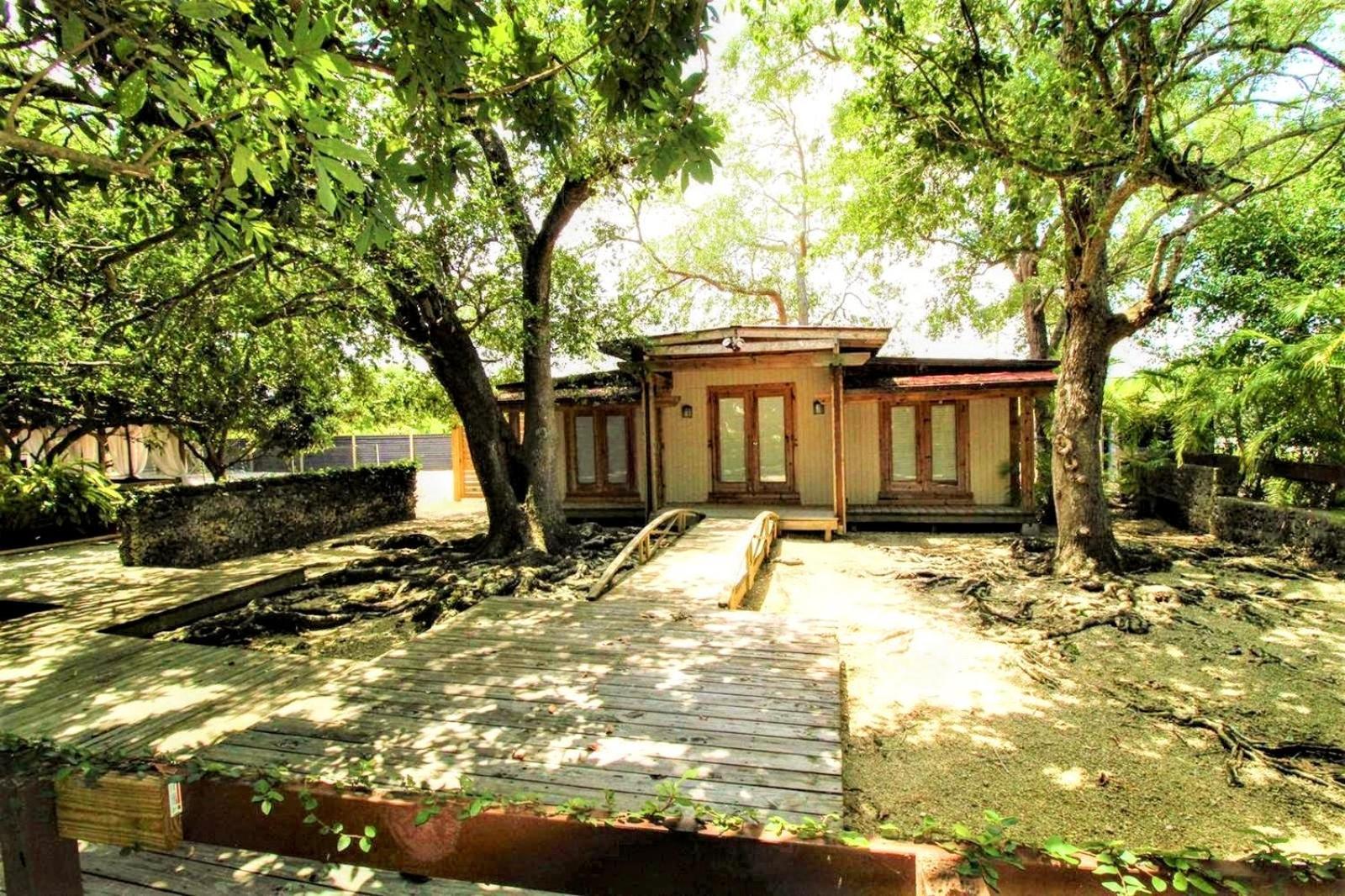 Delightful Sukiya Tiny House! Japanese Garden In Homestead Exterior photo