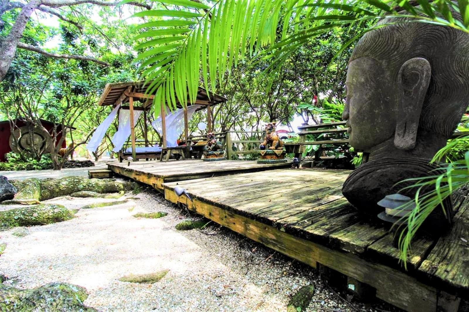 Delightful Sukiya Tiny House! Japanese Garden In Homestead Exterior photo